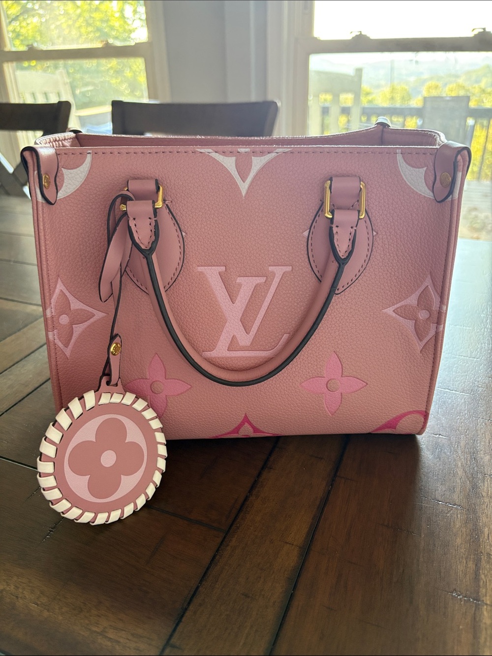 Fashion Pink Monogram Bag Tote with Round Charm